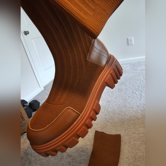 Cuccoo Everyday Collection Minimalist Slip-On Sock Boots 36 6.5 - Picture 9 of 16